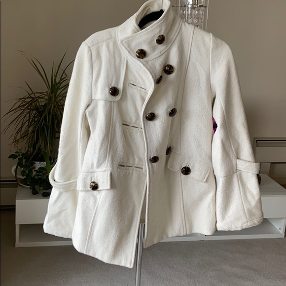 White jacket - Picture 3 of 3